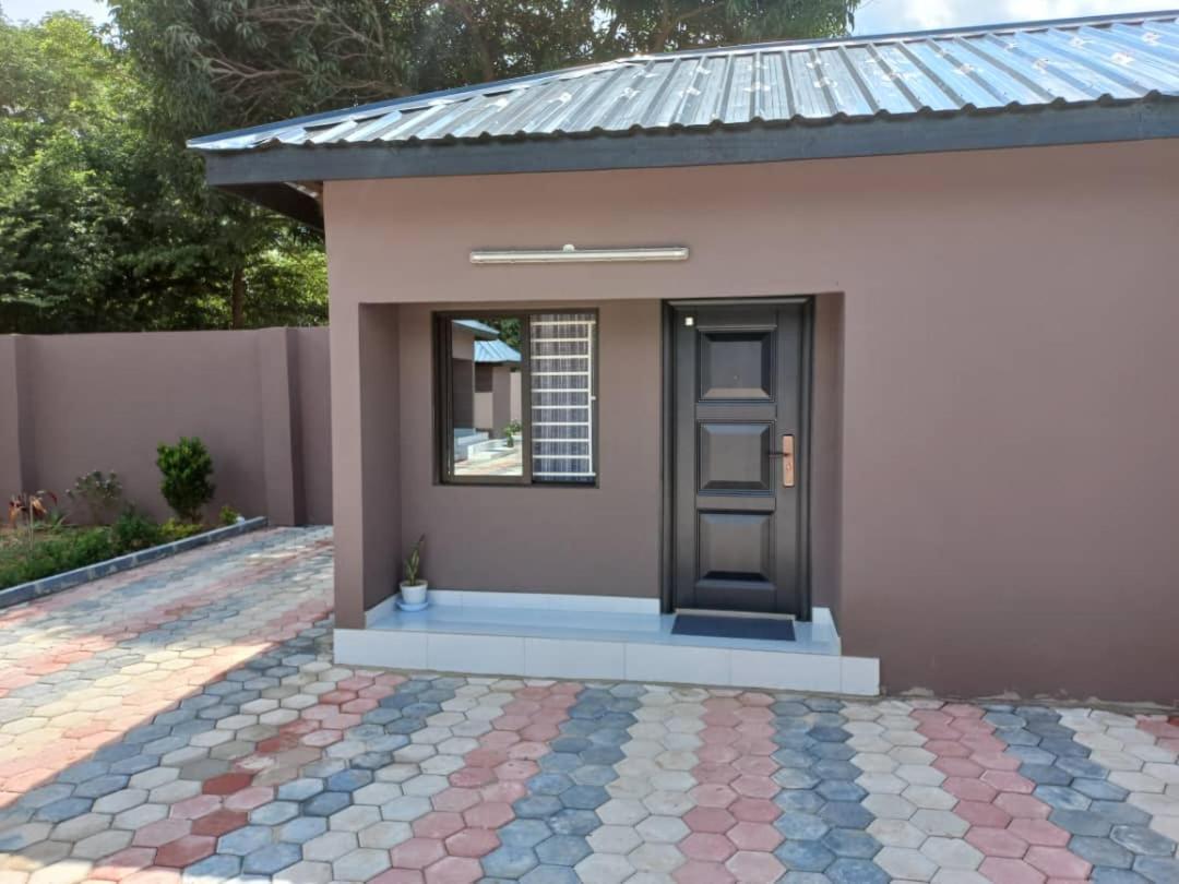 Kasuda Rooms - Cosy Self Contained Rooms Livingstone Extérieur photo