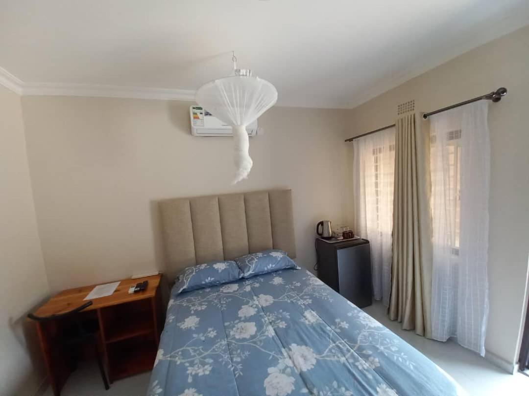 Kasuda Rooms - Cosy Self Contained Rooms Livingstone Extérieur photo